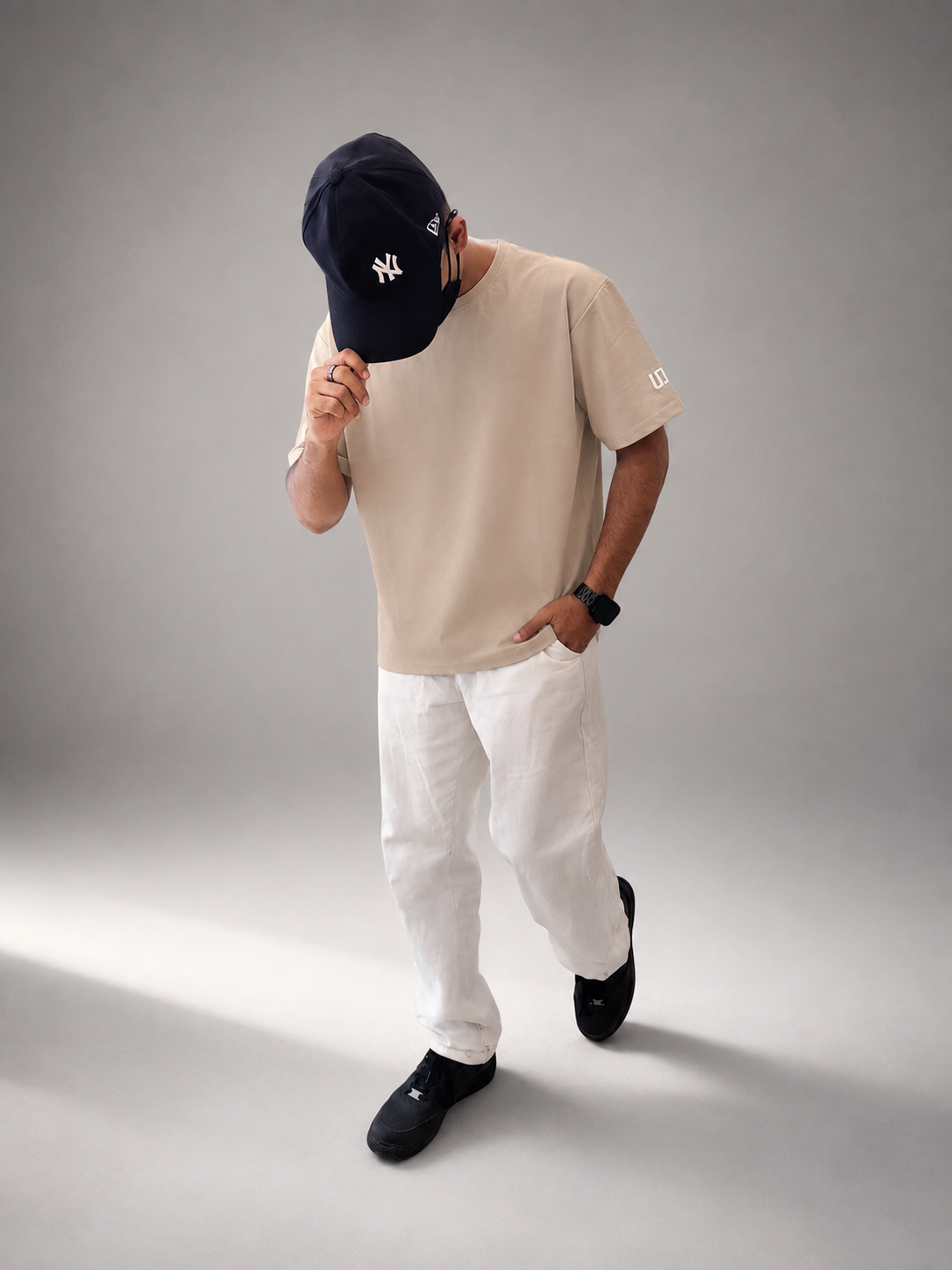 Urban District — Essential 001 | Beige
